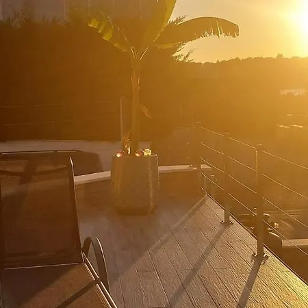 公寓 Luxury Near The With Private Pool -exclusive Use 班约勒